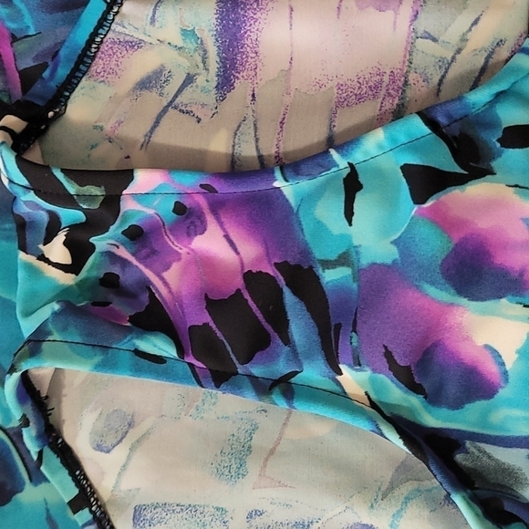 Catalina Suddenly Slim One Piece Swimsuit  Size 4/6 - Picture 4 of 10